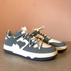 Women’s blue and white heart sneakers